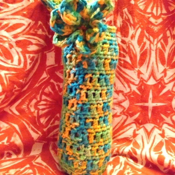 NEW Bottle Carrier/Holder HAND CRAFTED Crochet Handmade - Picture 5 of 16